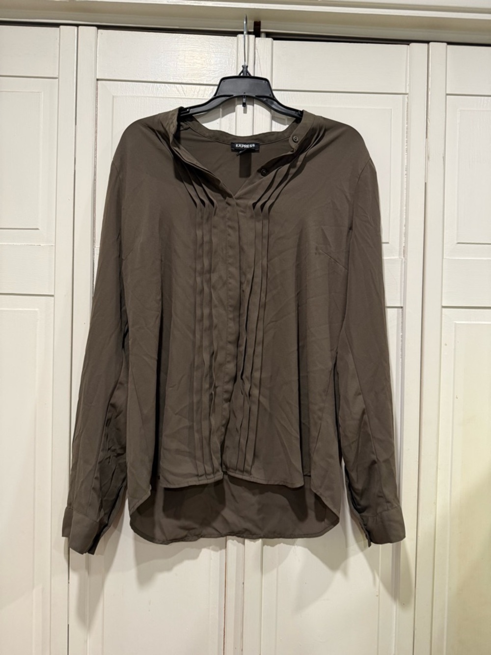 Express blouse size large EUC